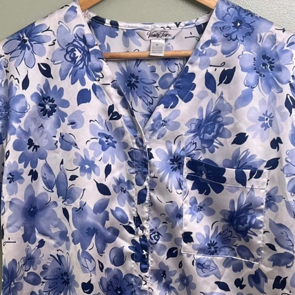 Vanity Fair Blue‎ White Floral Button Down Collared Nightgown Sleepwear Medium